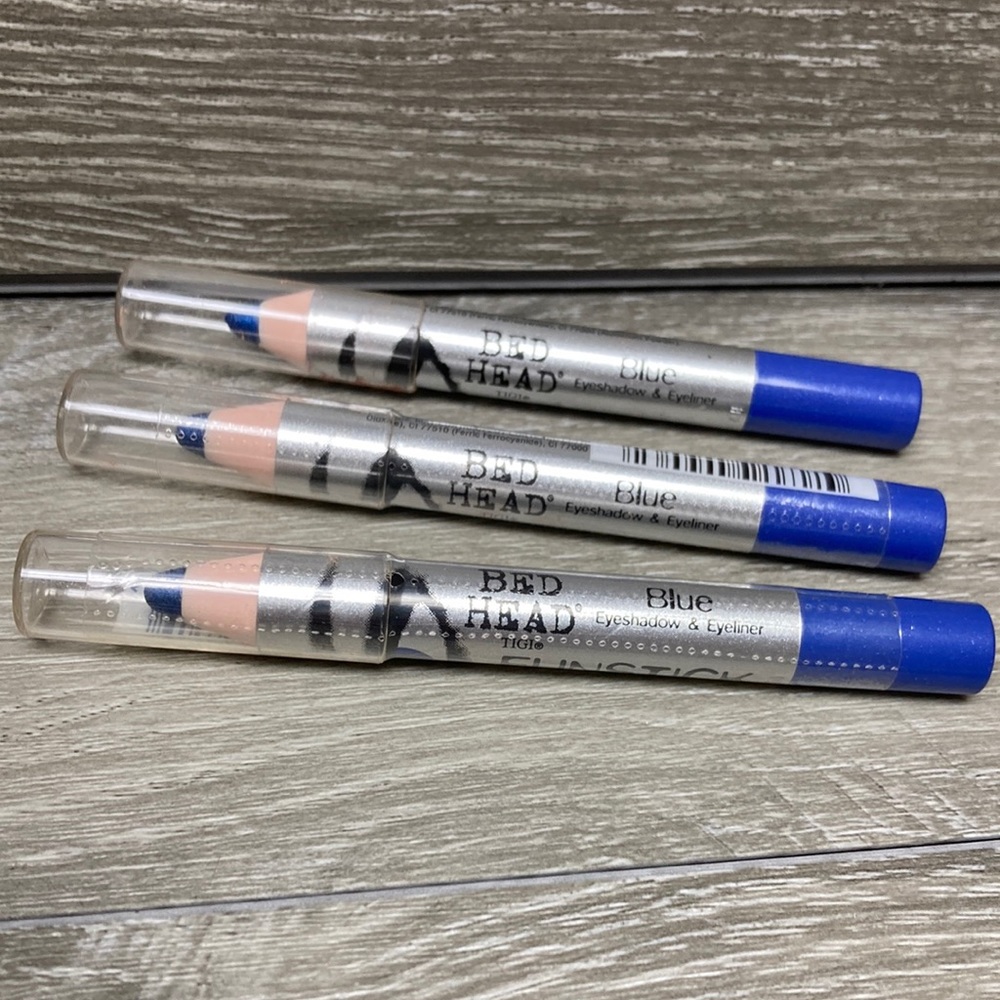 TIGI BedHead Funstick - Blue Eyeshadow & Eyeliner Joystick DISCONTINUED 3 - Picture 2 of 2